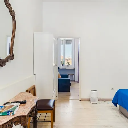 Apartment Vintage Vibes Near Porto's Old Town