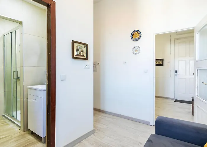 Vintage Vibes Near Porto's Old Town